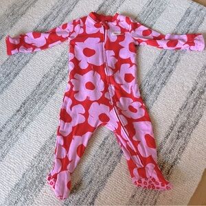Nike floral Onezie Baby Girl 0-6M